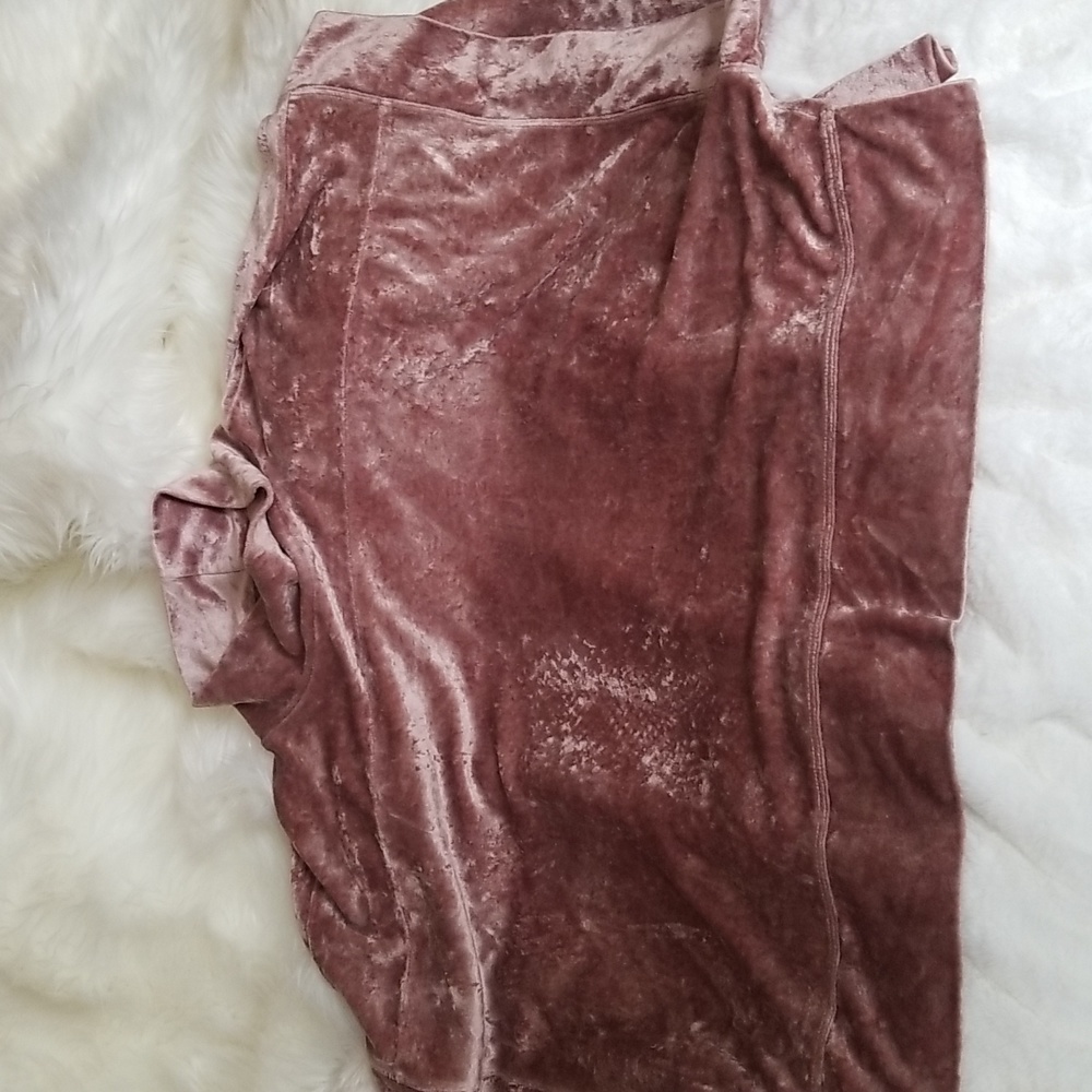Errant ladies mauve color open sleeve top